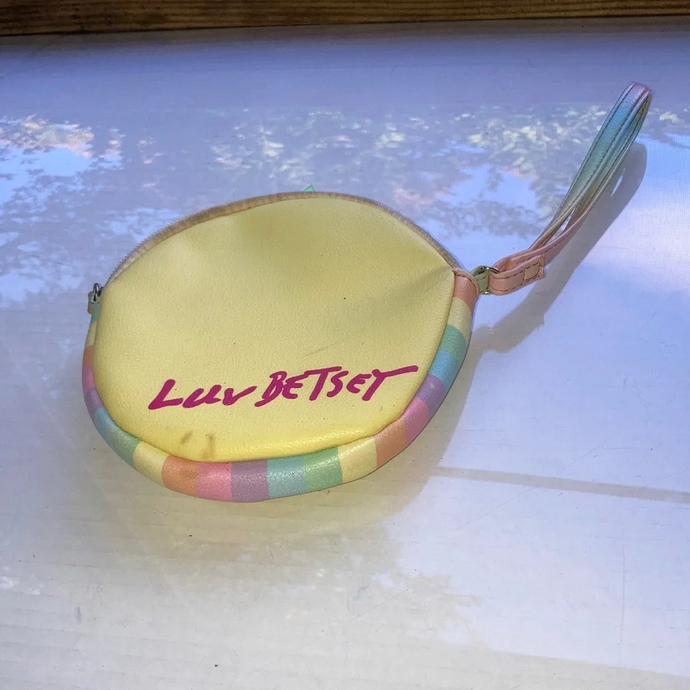 BETSEY JOHNSON Luv Betsey Pineapple Sunglasses Mini Bag Coin Purse Wristlet 6 in